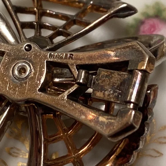 Sterling Mazer bracelet w/green rhinestone in center of flower 6 3/4” Vintage - Picture 14 of 17